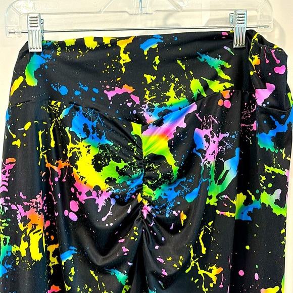 Women’s SHEIN 2X colorful splatterpaint leggings - Picture 4 of 13
